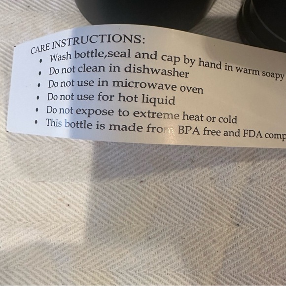 Mini North Scottsdale Black Water Bottle - Picture 10 of 14